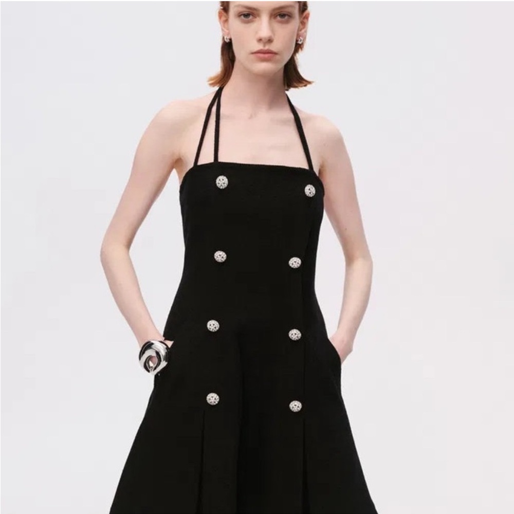 Elegant Black Strapless Dress